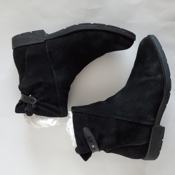 Cougar Women's Waterproof Suede Ankle Boots, Black, 9 - Picture 3 of 8